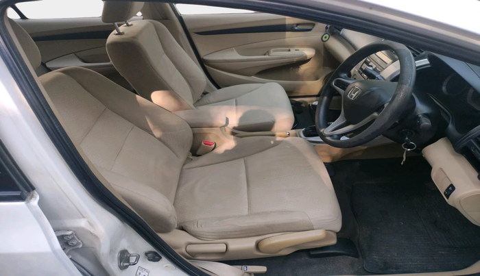 2011 Honda City 1.5L I-VTEC S MT, Petrol, Manual, 1,19,825 km, interior