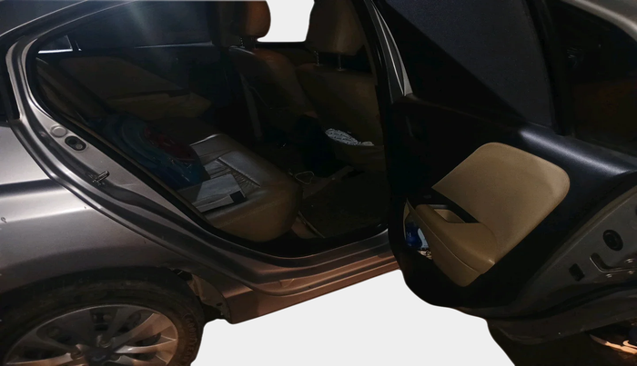 2015 Honda City 1.5L I-VTEC SV, Petrol, Manual, 1,61,000 km, interior