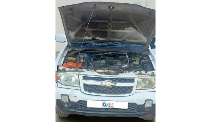 2013 Chevrolet Tavera ELITE LS B3 10 STR BS III, Diesel, Manual, 1,77,370 km, exterior