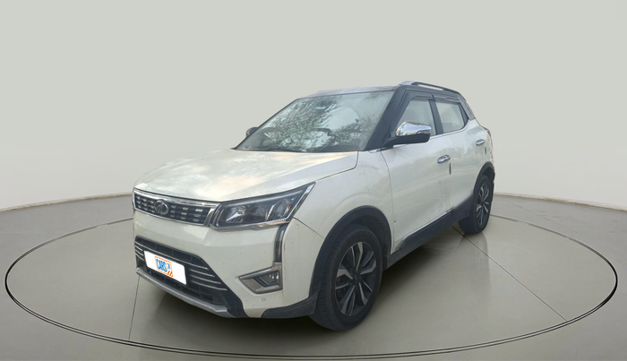2019 Mahindra XUV300 W8 (O) 1.5 DIESEL, Diesel, Manual, 1,22,819 km, exterior