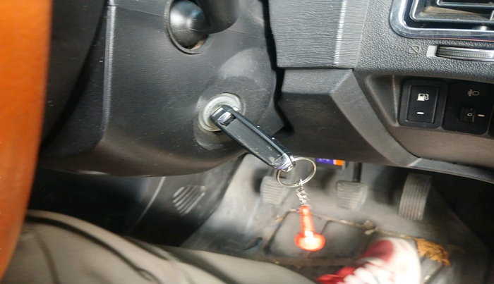 2018 Mahindra XUV500 W5, Diesel, Manual, 69,642 km, interior