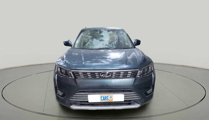 2021 Mahindra XUV300 W8 (O) 1.2 PETROL AMT, Petrol, Automatic, 8,128 km, exterior