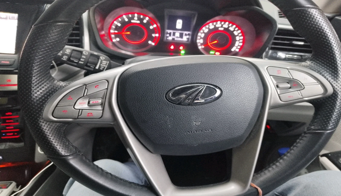 2021 Mahindra XUV300 W8 (O) 1.2 PETROL AMT, Petrol, Automatic, 8,128 km, interior