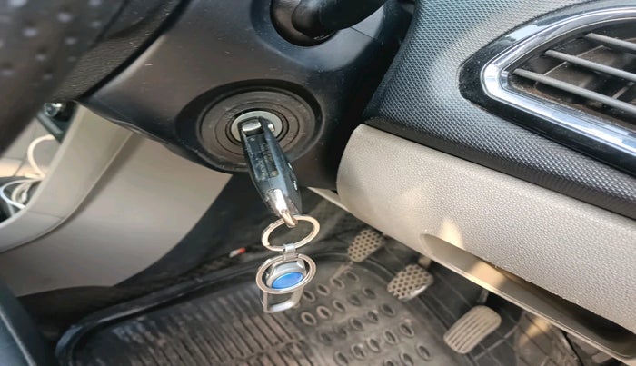 2019 Tata Tiago XZ PLUS PETROL, Petrol, Manual, 35,700 km, interior