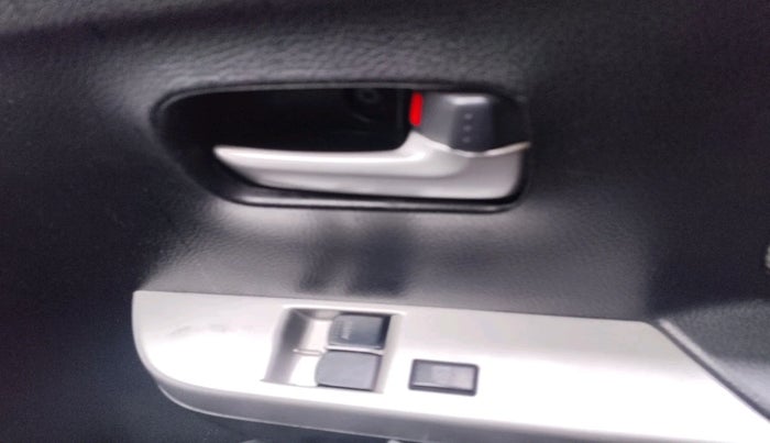 2014 Maruti Wagon R 1.0 LXI, Petrol, Manual, 1,18,907 km, interior