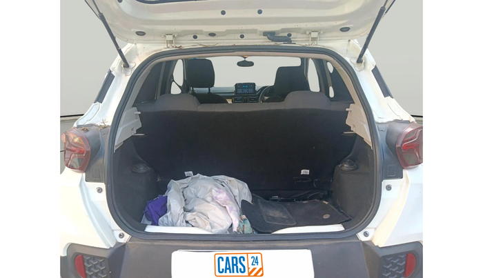 2024 Tata PUNCH PURE MT, Petrol, Manual, 19,755 km, exterior