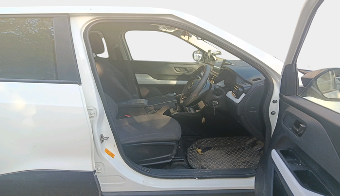 2024 Tata PUNCH PURE MT, Petrol, Manual, 19,755 km, interior