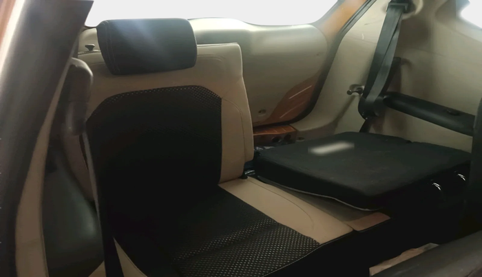 2019 Renault TRIBER RXZ, Petrol, Manual, 37,383 km, interior