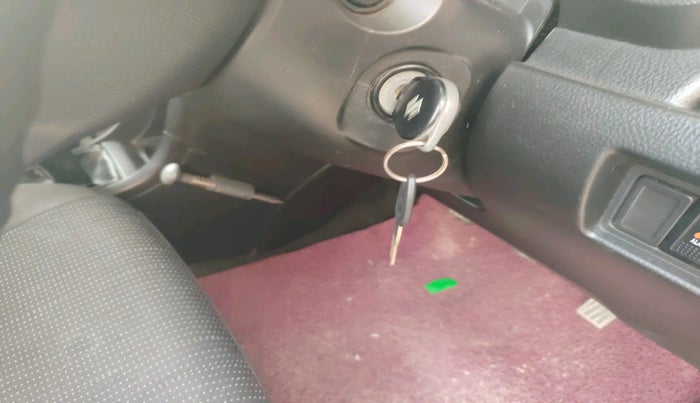 2016 Maruti Swift LXI (O), Petrol, Manual, 1,16,480 km, interior