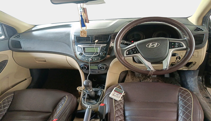 2013 Hyundai Verna FLUIDIC 1.6 VTVT SX, Petrol, Manual, 92,043 km, interior