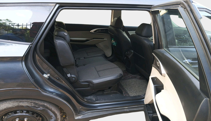 2023 KIA CARENS PRESTIGE 1.5 PETROL 7 STR, Petrol, Manual, 34,325 km, interior