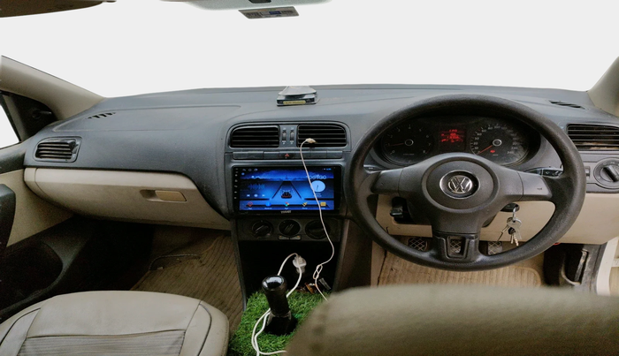 2012 Volkswagen Polo TRENDLINE 1.2L PETROL, Petrol, Manual, 1,16,958 km, interior