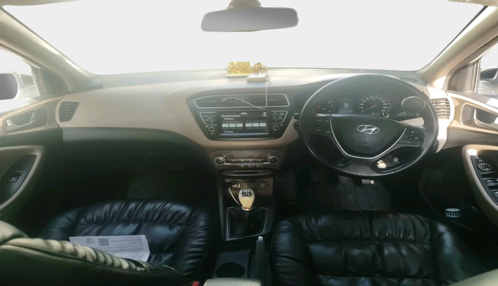 2018 Hyundai Elite i20 ASTA 1.2 (O), Petrol, Manual, 1,01,418 km, interior