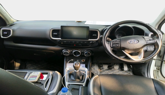 2021 Hyundai VENUE SX 1.0 TURBO, Petrol, Manual, 48,298 km, interior