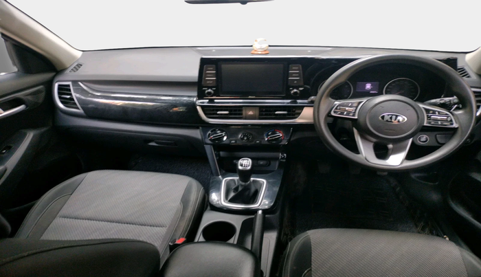 2020 KIA SELTOS HTK PLUS 1.5, Petrol, Manual, 44,407 km, interior