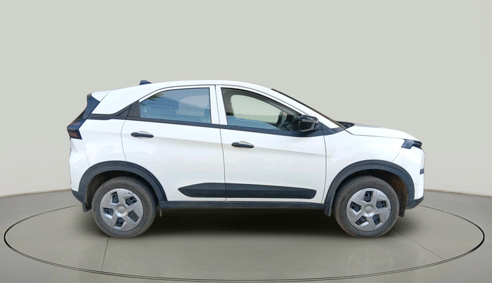 2024 Tata NEXON Smart Plus 1.2 Revotron 6 AMT, Petrol, Automatic, 8,861 km, exterior