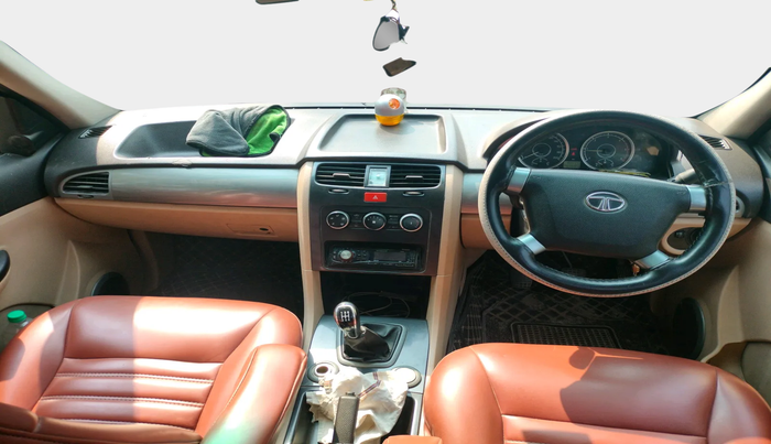 2015 Tata Safari Storme 2.2 EX 4X2, Diesel, Manual, 88,225 km, interior
