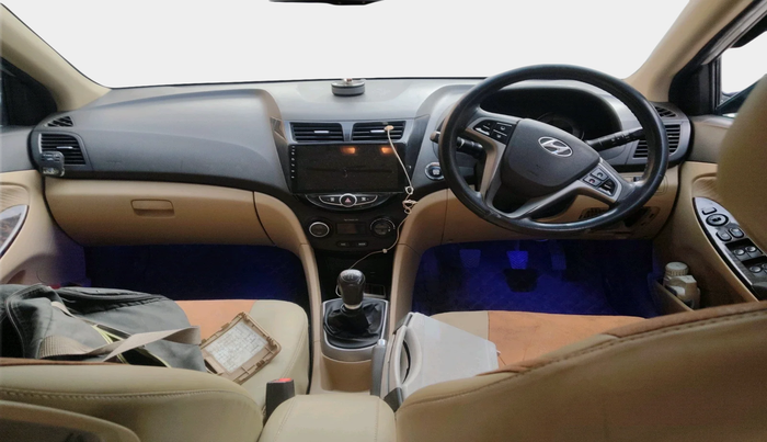 2015 Hyundai Verna FLUIDIC 4S 1.6 VTVT S(O), Petrol, Manual, 56,658 km, interior