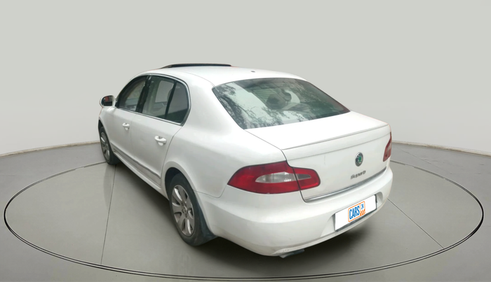 2013 Skoda Superb ELEGANCE 1.8 TSI AT, Petrol, Automatic, 1,17,075 km, exterior