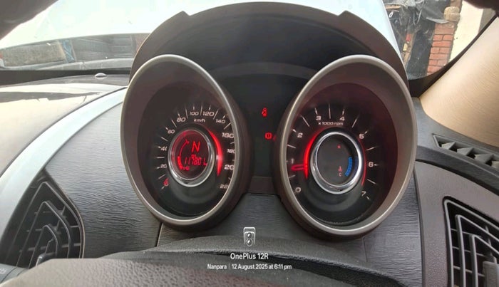 2015 Mahindra XUV500 W6, Diesel, Manual, 1,17,801 km, interior