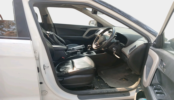 2016 Hyundai Creta BASE 1.4 DIESEL, Diesel, Manual, 79,827 km, interior