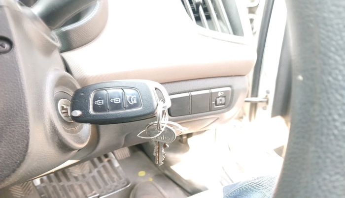 2016 Hyundai Creta BASE 1.4 DIESEL, Diesel, Manual, 79,827 km, interior