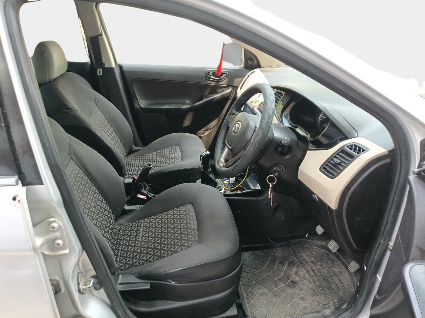 2016 Tata Zest XE PETROL, Petrol, Manual, 87,664 km, interior