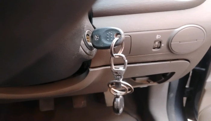 2011 Hyundai i10 ERA 1.1, Petrol, Manual, 99,069 km, interior