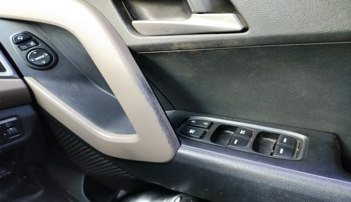 2016 Hyundai Creta SX PLUS 1.6 PETROL, Petrol, Manual, 1,61,446 km, interior