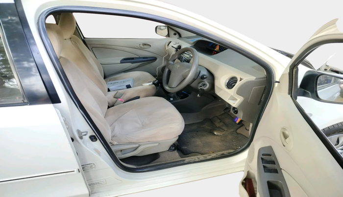 2014 Toyota Etios G, Petrol, Manual, 1,05,611 km, interior