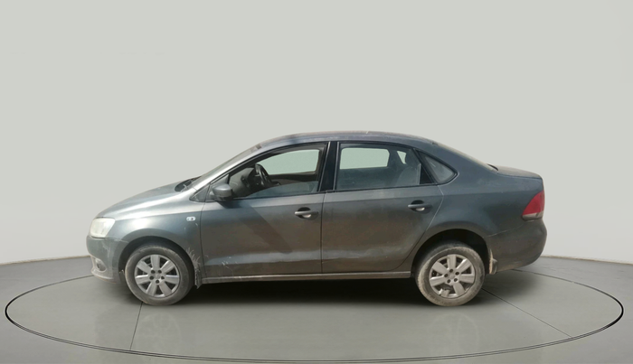 2013 Volkswagen Vento TRENDLINE 1.6, Petrol, Manual, 93,879 km, exterior