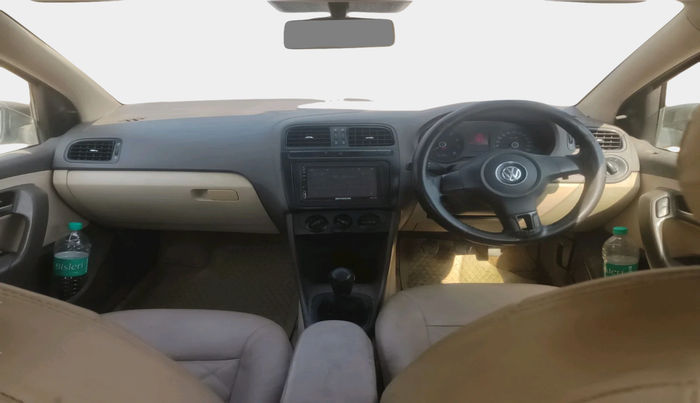 2013 Volkswagen Vento TRENDLINE 1.6, Petrol, Manual, 93,879 km, interior