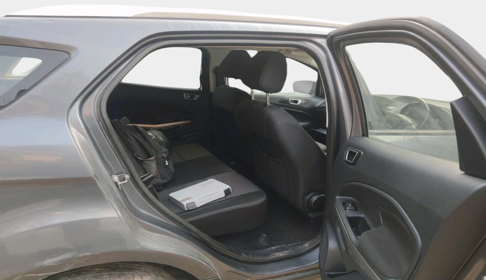 2018 Ford Ecosport TITANIUM 1.5L DIESEL, Diesel, Manual, 1,12,901 km, interior