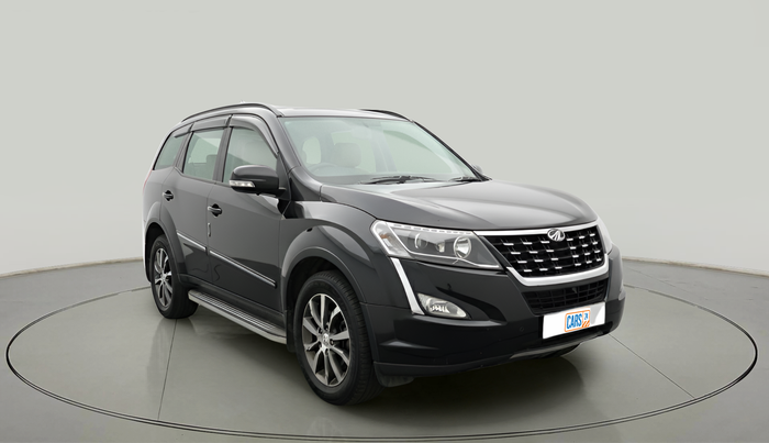 2020 Mahindra XUV500 W11 AT, Diesel, Automatic, 1,18,253 km, exterior