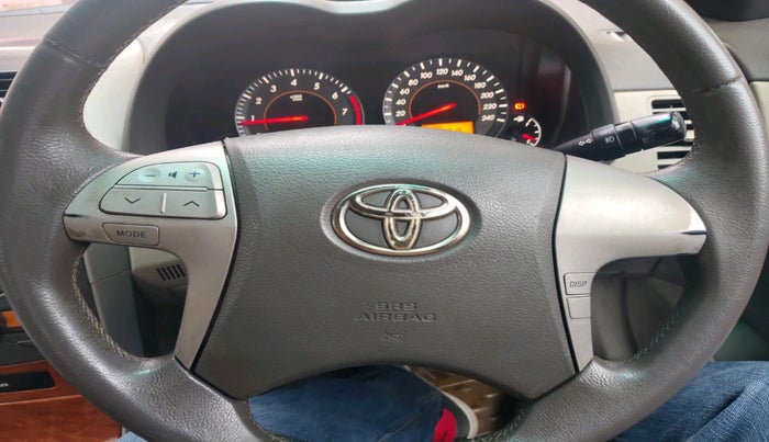 2011 Toyota Corolla Altis G PETROL, Petrol, Manual, 1,19,916 km, interior