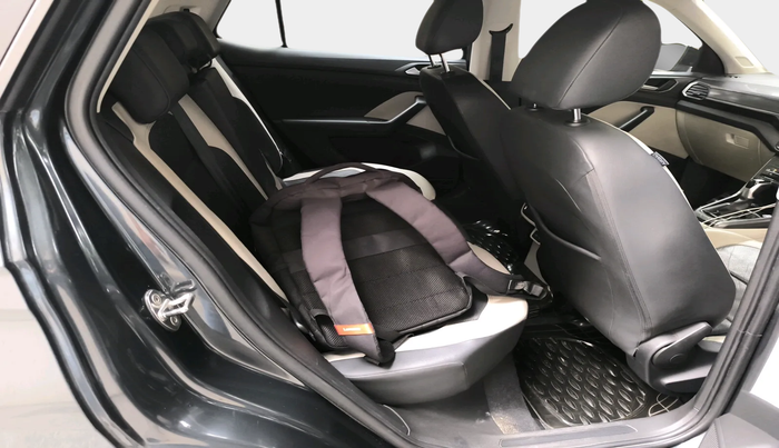 2021 Volkswagen TAIGUN TOPLINE 1.0 TSI AT, Petrol, Automatic, 66,673 km, interior