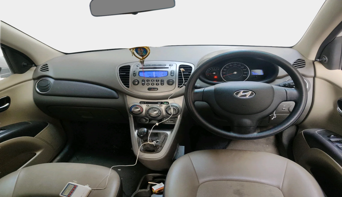 2015 Hyundai i10 SPORTZ 1.1, Petrol, Manual, 28,884 km, interior