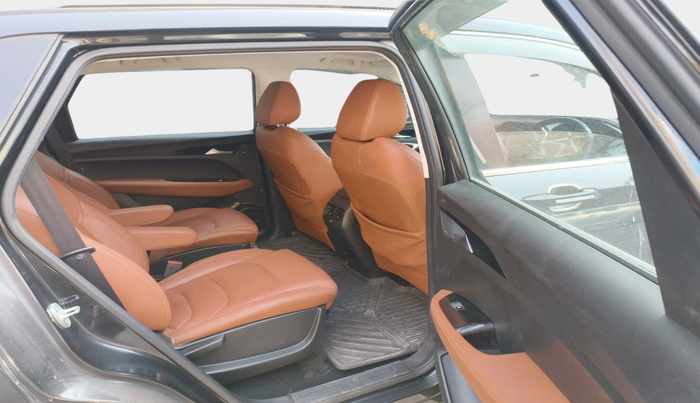 2020 MG HECTOR PLUS SHARP 1.5 PETROL TURBO DCT 6-STR, Petrol, Automatic, 46,235 km, interior