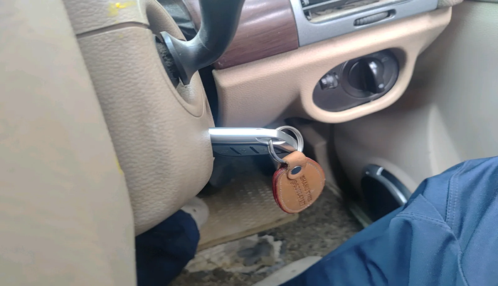 2016 Tata Safari Storme 2.2 VX 4X2, Diesel, Manual, 2,18,221 km, interior