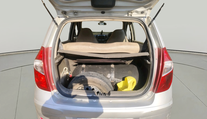 2013 Hyundai i10 MAGNA 1.2, CNG, Manual, 1,45,500 km, exterior