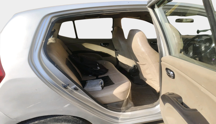 2013 Hyundai i10 MAGNA 1.2, CNG, Manual, 1,45,500 km, interior