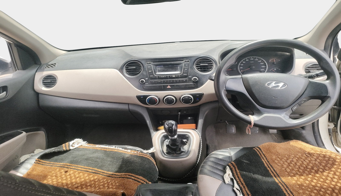 2014 Hyundai Grand i10 SPORTZ 1.1 CRDI, Diesel, Manual, 1,16,598 km, interior