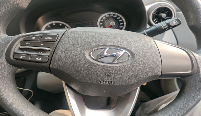 2022 Hyundai GRAND I10 NIOS MAGNA 1.2 KAPPA VTVT, Petrol, Manual, 30,633 km, interior