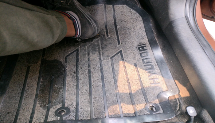 2015 Hyundai i20 Active 1.4 S, Diesel, Manual, 1,35,600 km, interior