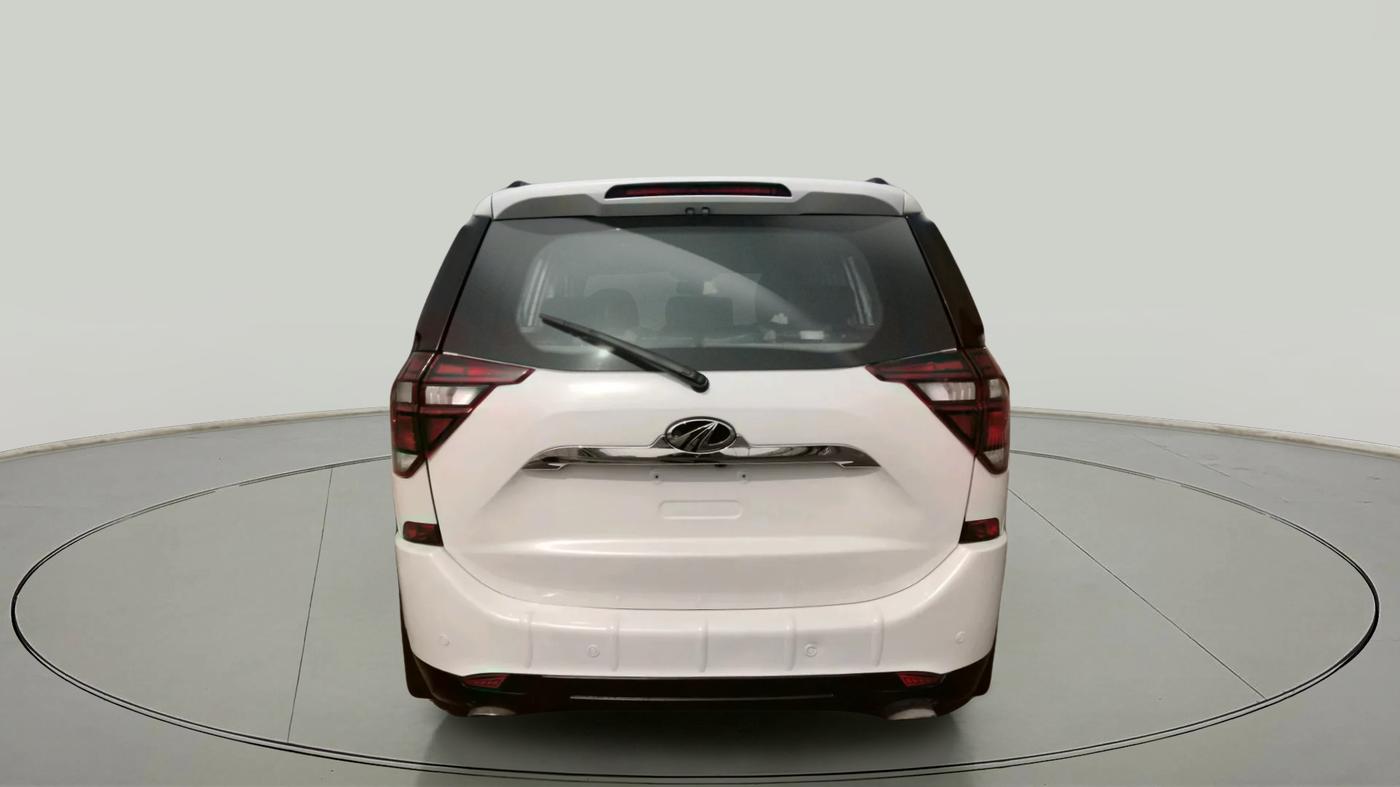 2016 Mahindra XUV500 W10 1.99, Diesel, Manual, 1,24,530 km, exterior