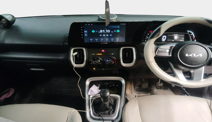 2025 KIA SONET HTE (O) 1.5 Diesel MT, Diesel, Manual, 18,449 km, interior