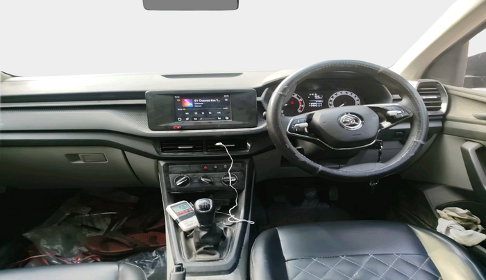 2022 Skoda KUSHAQ ACTIVE 1.0L TSI MT, Petrol, Manual, 31,405 km, interior