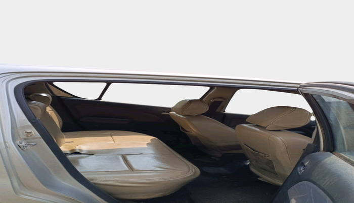 2011 Maruti Ritz VDI, Diesel, Manual, 1,14,713 km, interior