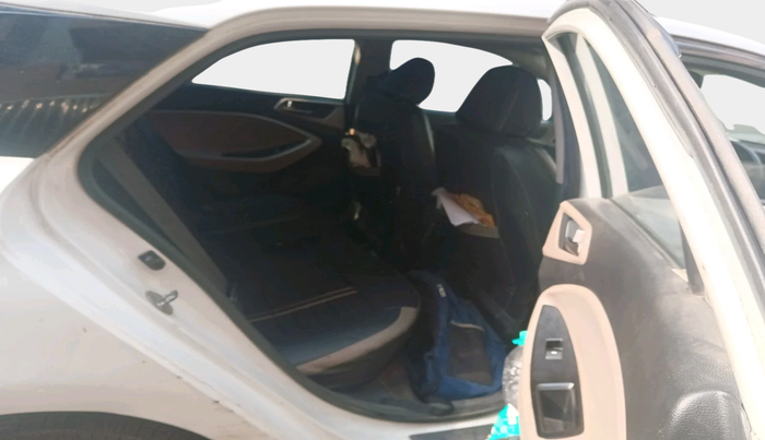 2017 Hyundai Elite i20 SPORTZ 1.2, Petrol, Manual, 1,01,144 km, interior