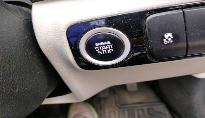 2022 KIA SONET HTX 1.0 IMT, Petrol, Manual, 45,789 km, interior